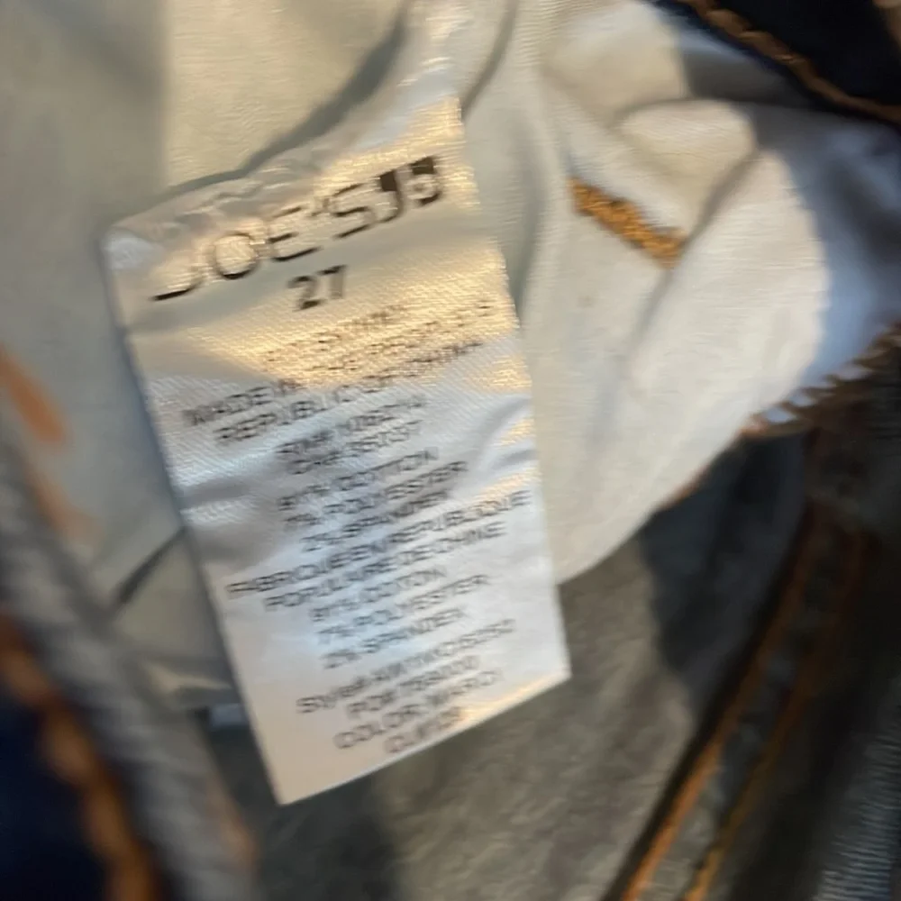 Jeans - Picture 2 of 4
